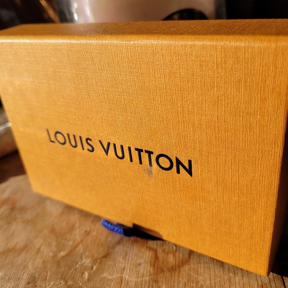 Louis Vuitton Rabbit Sky Zodiac Bracelet - Picture 3 of 3